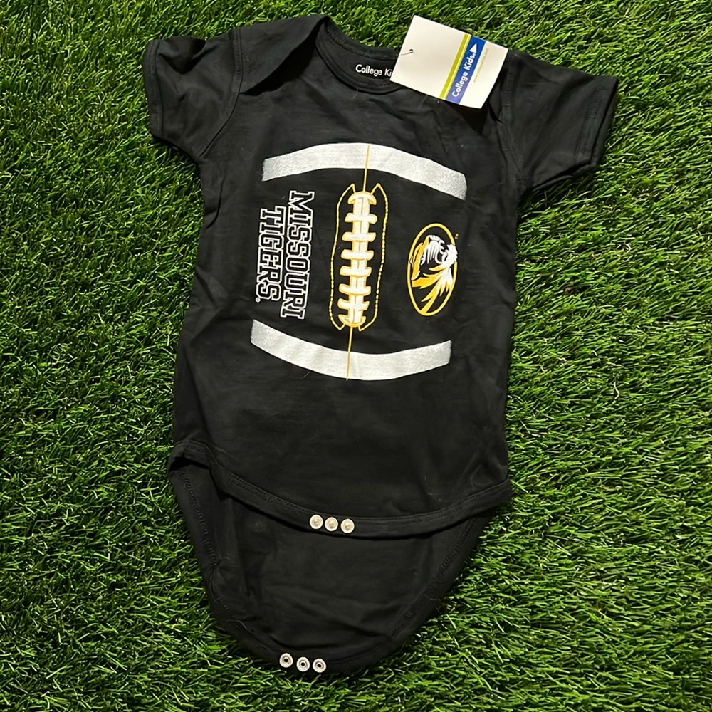 Infant College Kids Missouri Tigers Bodysuit